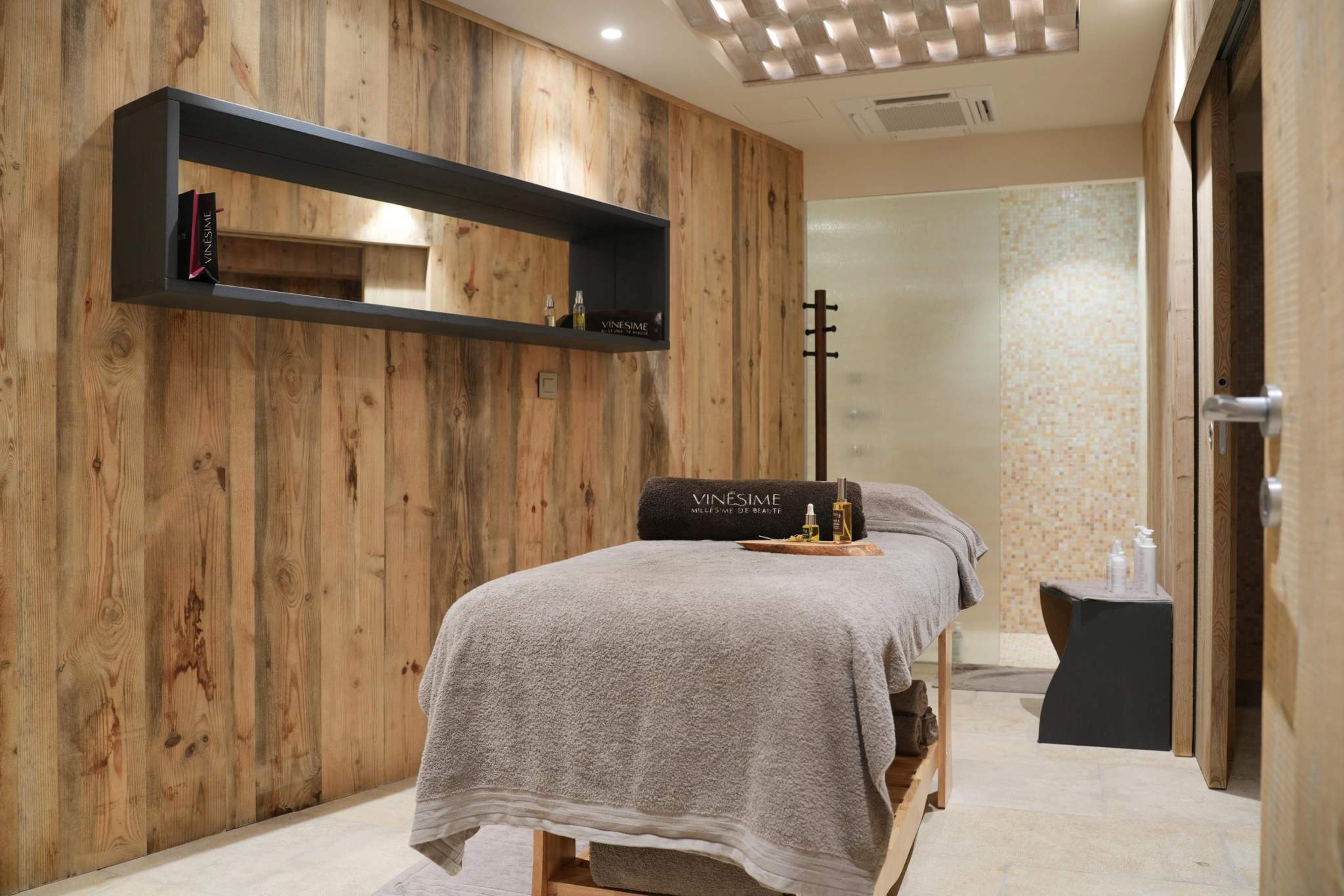 La table de massage au spa U Paesolu